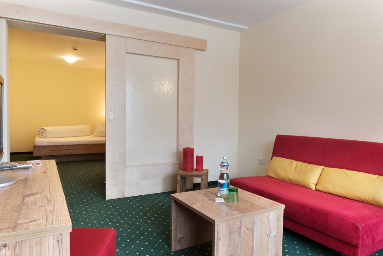 Hotel Waldcafe Sölden Exteriör bild